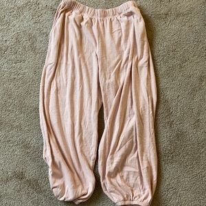 Women’s Aerie balloon joggers